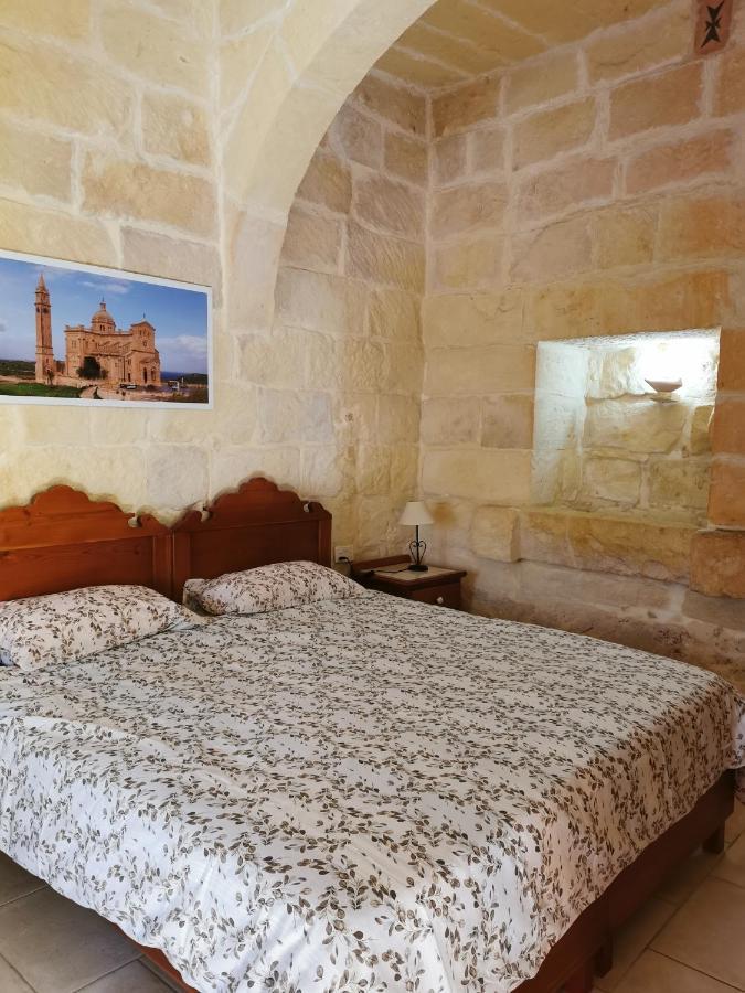 Bed And Breakfast "Selena" With Swim Pool Nadur Exterior foto