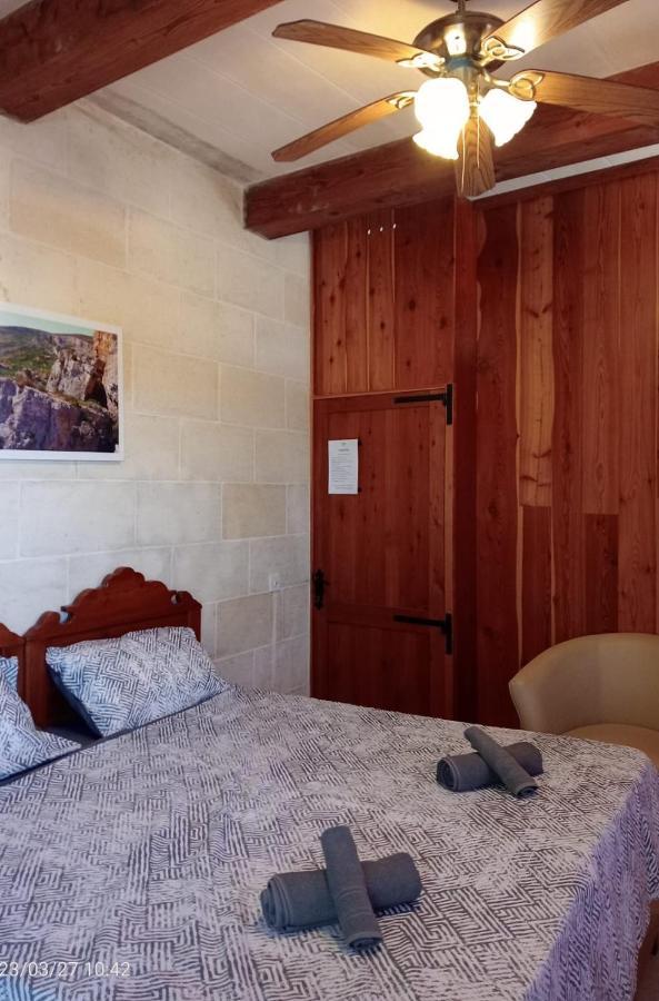Bed And Breakfast "Selena" With Swim Pool Nadur Exterior foto